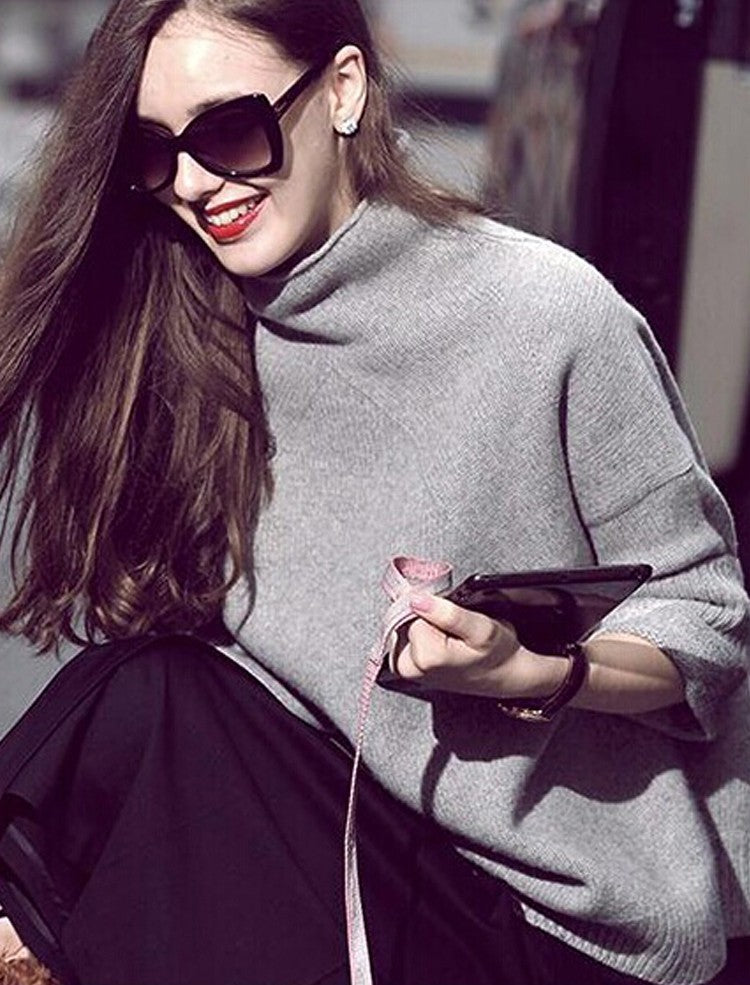 The Margaux Cashmere Turtleneck